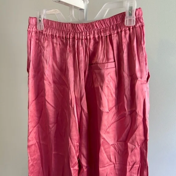 Q2 Exclusive Pink Viscose Wide Leg Pants